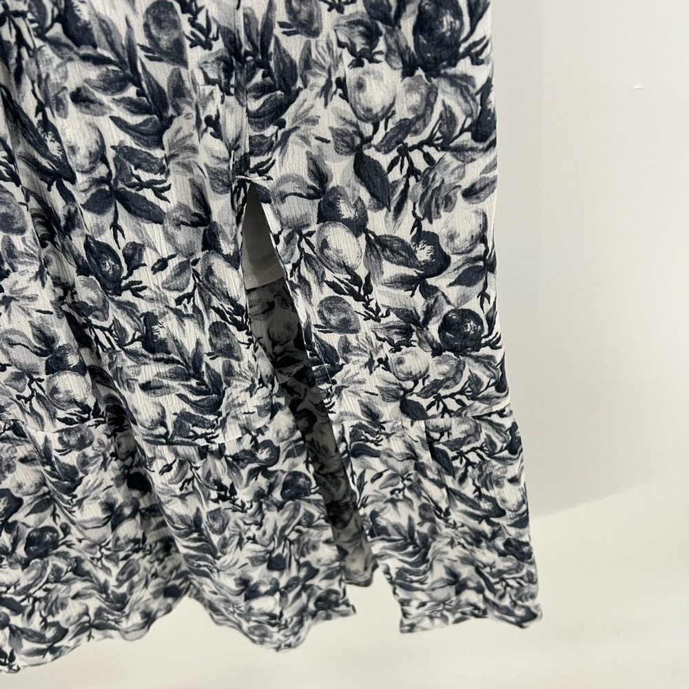 Abercrombie & Fitch short sleeve smocked midi dress - Picture 7 of 10